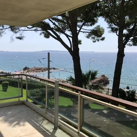 Guestready - Airy Studio With Ocean View Apartment Cannes